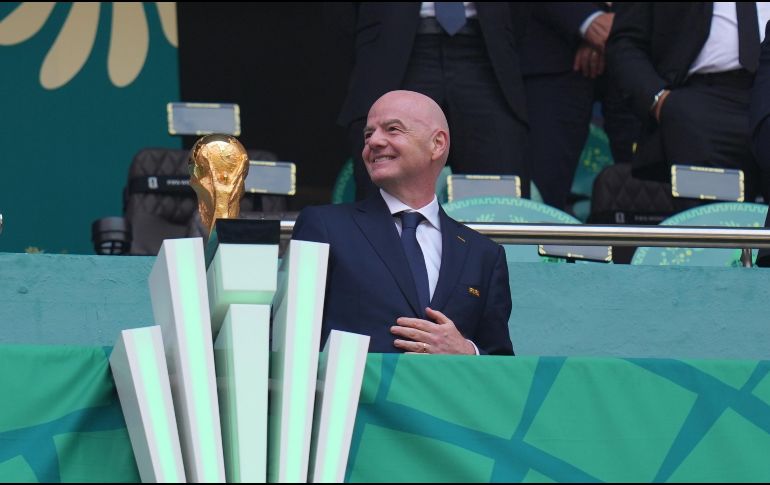 La controversia con Gianni Infantino surgió luego de que Folarin Balogun, expulsado ante Bosnia y Herzegovina, quedara habilitado para jugar gracias a la aplicación del artículo 27 del Código Disciplinario de la FIFA. IMAGO7