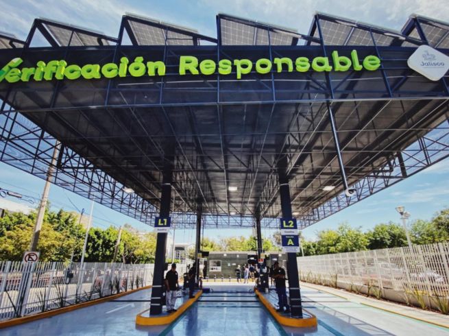 Los automóviles aportan a la mala calidad del aire el 66% de monóxido de carbono en la Zona Metropolitana. EL INFORMADOR / ARCHIVO