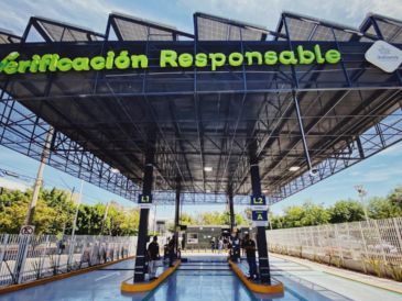 los automóviles aportan a la mala calidad del aire el 66% de monóxido de carbono en la Zona Metropolitana. ESPECIAL