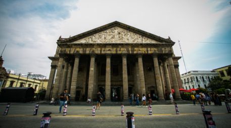 “Que nunca llegue el rumor de la discordia” será inaugurada el 8 de julio, a las 18:00 horas, en el lobby del teatro. ESPECIAL