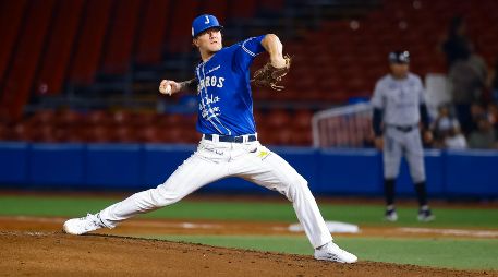 La derrota fue a los números de Zach Plesac, abridor que lanzó por cuatro entradas y dos tercios, en las que permitió ocho imparables y cinco carreras. CORTESÍA/Charros de Jalisco
