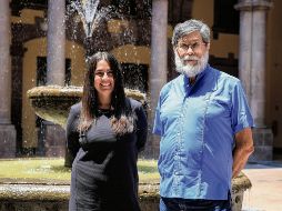 Violeta Ponce Sánchez, jefa de Conservación y Restauración de la Secretaría de Cultura de Jalisco, e Ignacio Gómez Arriola, arquitecto perito en restauración del INAH en Jalisco, posan desde el Edificio Arroniz. EL INFORMADOR/ J. Acosta