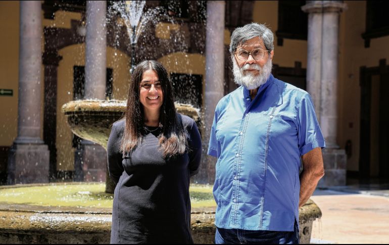 Violeta Ponce Sánchez, jefa de Conservación y Restauración de la Secretaría de Cultura de Jalisco, e Ignacio Gómez Arriola, arquitecto perito en restauración del INAH en Jalisco, posan desde el Edificio Arroniz. EL INFORMADOR/ J. Acosta