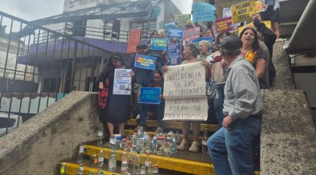 Los manifestantes exigieron realizar monitoreos independientes, transparentes y periódicos sobre la calidad del agua con resultados públicos, de forma que sean accesibles y claros para la ciudadanía. EL INFORMADOR / O. González