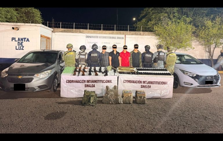 Además de los arrestos, autoridades decomisaron  armas largas, granadas, cartuchos, droga, equipo táctico, equipo de radiocomunicación y vehículos. ESPECIAL/SSPC