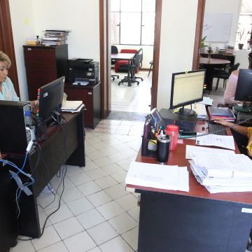 Aunque el IMSS es el principal indicador del empleo formal, el mercado laboral mexicano mantiene un amplio componente informal. EL INFORMADOR / ARCHIVO