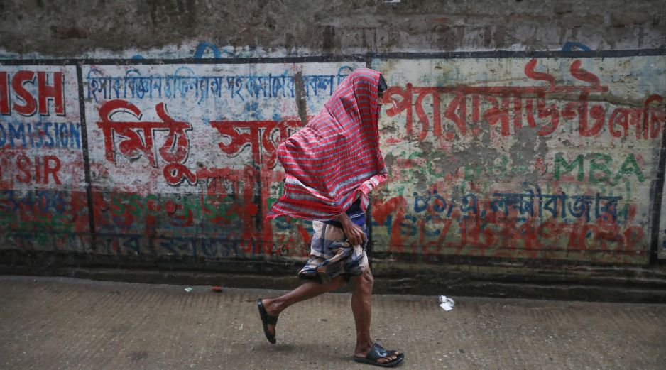 Bangladesh afirmó que, desde abril, se ha vacunado a 18,5 millones niños, lo que representa el 103 % de la cobertura prevista. EFE/ARCHIVO