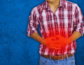 Durante este proceso inflamatorio, el dolor deja de ser intermitente para convertirse en una molestia constante, severa y debilitante. ESPECIAL / CANVA