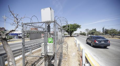 La recopilación de la AMIM demuestra que persisten las conductas temerarias, pese a que hubo una baja en el total de fotomultas aplicadas en 2025. EL INFORMADOR / ARCHIVO