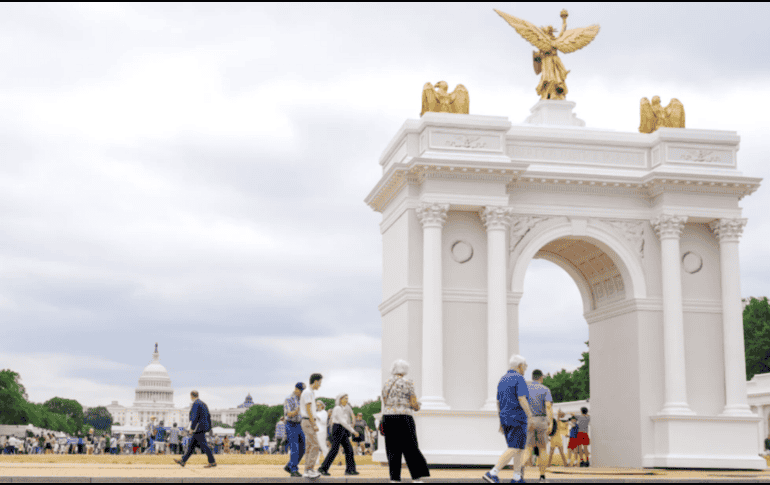 A nivel internacional, la construcción de este arco redefiniría los récords arquitectónicos de monumentos conmemorativos. AP/M. Zuhaib