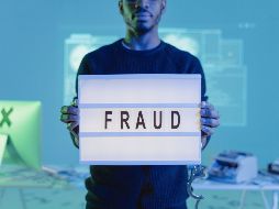 Si bien los créditos digitales son una opción, no todos los sitios son confiables. ESPECIAL/PEXELS