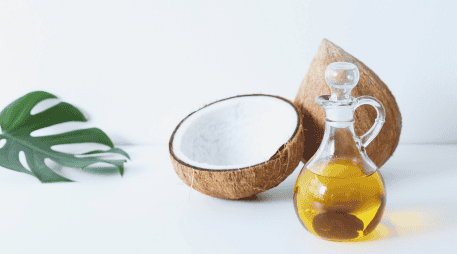 La pulpa fresca, el agua de coco o algunos productos derivados pueden formar parte de una alimentación equilibrada. CANVA