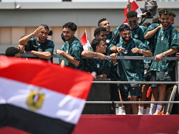 La Asociación Egipcia de Fútbol indicó el miércoles que está profundamente insatisfecha con el arbitraje en el partido contra Argentina. EFE/EPA/M. Hossam