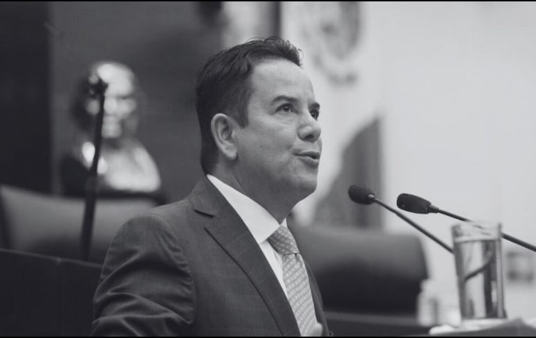 El exalcalde de Fresnillo y reconocido cantante de música regional mexicana, generó consternación en Zacatecas. X / @BenjaminMedran