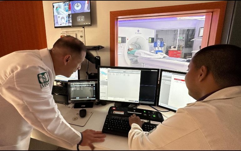 Entre los proyectos prioritarios se encuentra la incorporación de un robot quirúrgico, equipo que actualmente sólo poseen unas cuantas unidades médicas del país. IMSS JALISCO