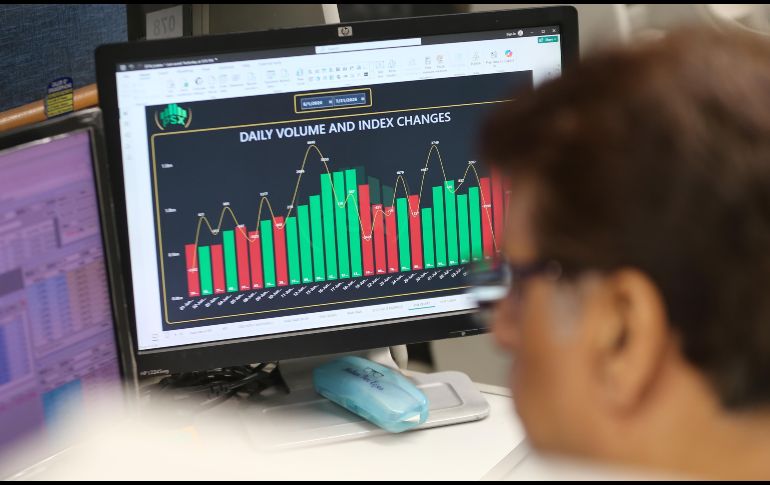 En la jornada de hoy destacó la subida de Meta en un 5.97 %, noticia que contribuyó a que los tres indicadores neoyorquinos ganaran. EFE/R. Khan