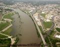 Las cuadrillas de emergencia realizaron más de 90 rescates acuáticos en campamentos y autopistas debido a las fuertes lluvias en Missouri. AP/ARCHIVO