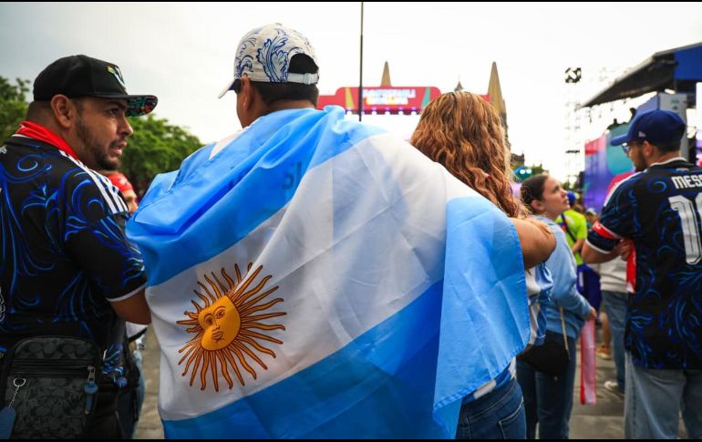 Guadalajara dejó de lado la rivalidad con Argentina para disfrutar el posible último Mundial del astro rosarino. EL INFORMADOR/ J. ACOSTA.