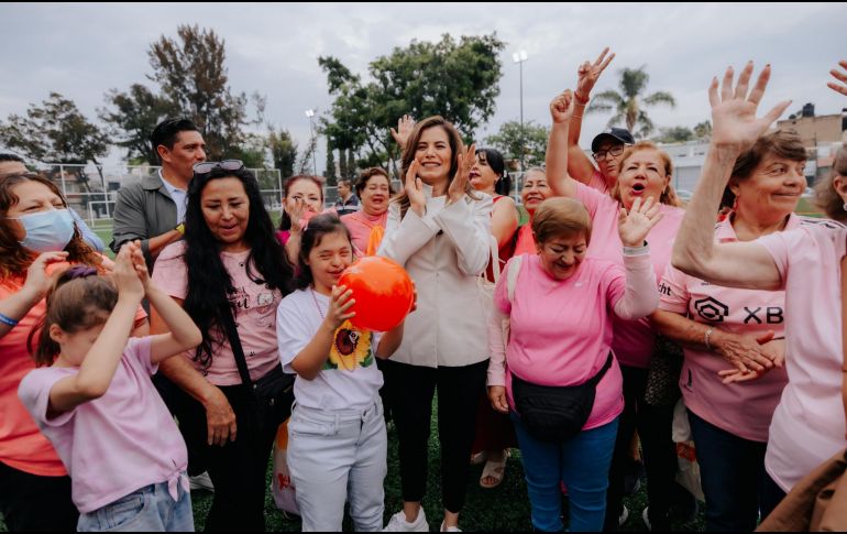 El gobierno de Guadalajara afirmó que estas acciones fortalecerán la movilidad peatonal, la activación física y la convivencia comunitaria. ESPECIAL/Gobierno de Guadalajara