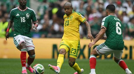 Jayden Adams jugó los tres partidos de la fase de grupos de Sudáfrica, en la que el equipo logró su mejor actuación en un Mundial. AFP / C. De Souza