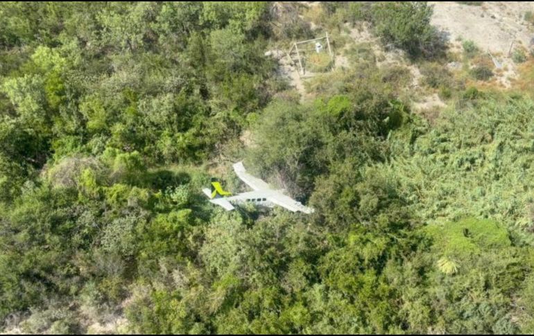 El aparato siniestrado es una avioneta tipo Cessna de la empresa Aerus, con matrícula XAEFD. ESPECIAL/PCNL