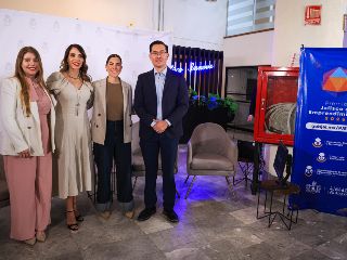 De izquierda a derecha: Denisse Reynoso Barragán, Fanny Guadalupe Valdivia Márquez, Cindy Blanco Ochoa y Néstor Eduardo Jarcia Romero durante la conferencia de prensa sobre convocatoria del Premio Jalisco al Emprendimiento. EL INFORMADOR/J. Acosta