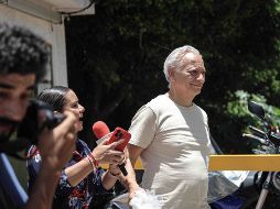 Víctor Rodríguez Padilla, exdirector de Pemex, a su salida del Centro Estatal de Reinserción Social Morelos después de la audiencia en que se dictó la continuación de su proceso en libertad. SUN/G. Pano
