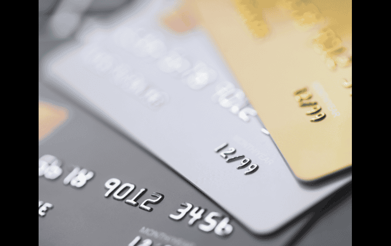 Una tarjeta de débito puede convertirse en una aliada para administrar el dinero de manera más eficiente. CANVA