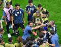 Las pausas de hidratación revelan una peculiar práctica de los futbolistas que tiene una explicación científica. IMAGO7.