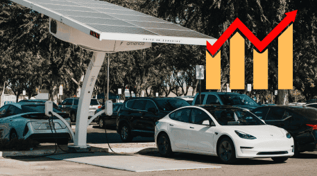 El récord de ventas en el mercado interno viene acompañado de un fortalecimiento en la capacidad de manufactura del país. CANVA