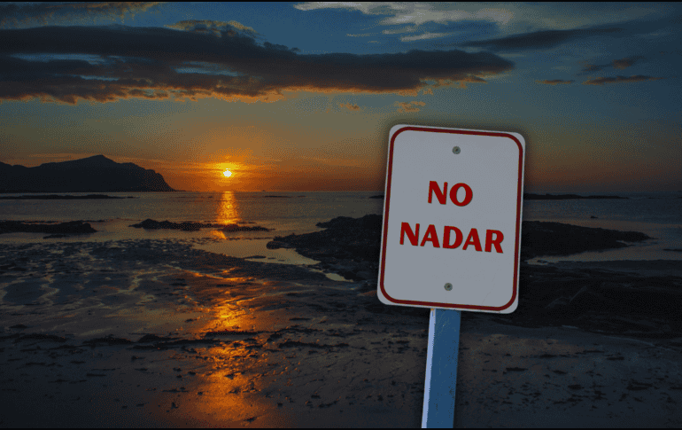 El problema central de la playa que encendió las alarmas radica en la alta concentración de enterococos, un grupo de bacterias que habitan en el tracto intestinal humano y animal. ESPECIAL / CANVA