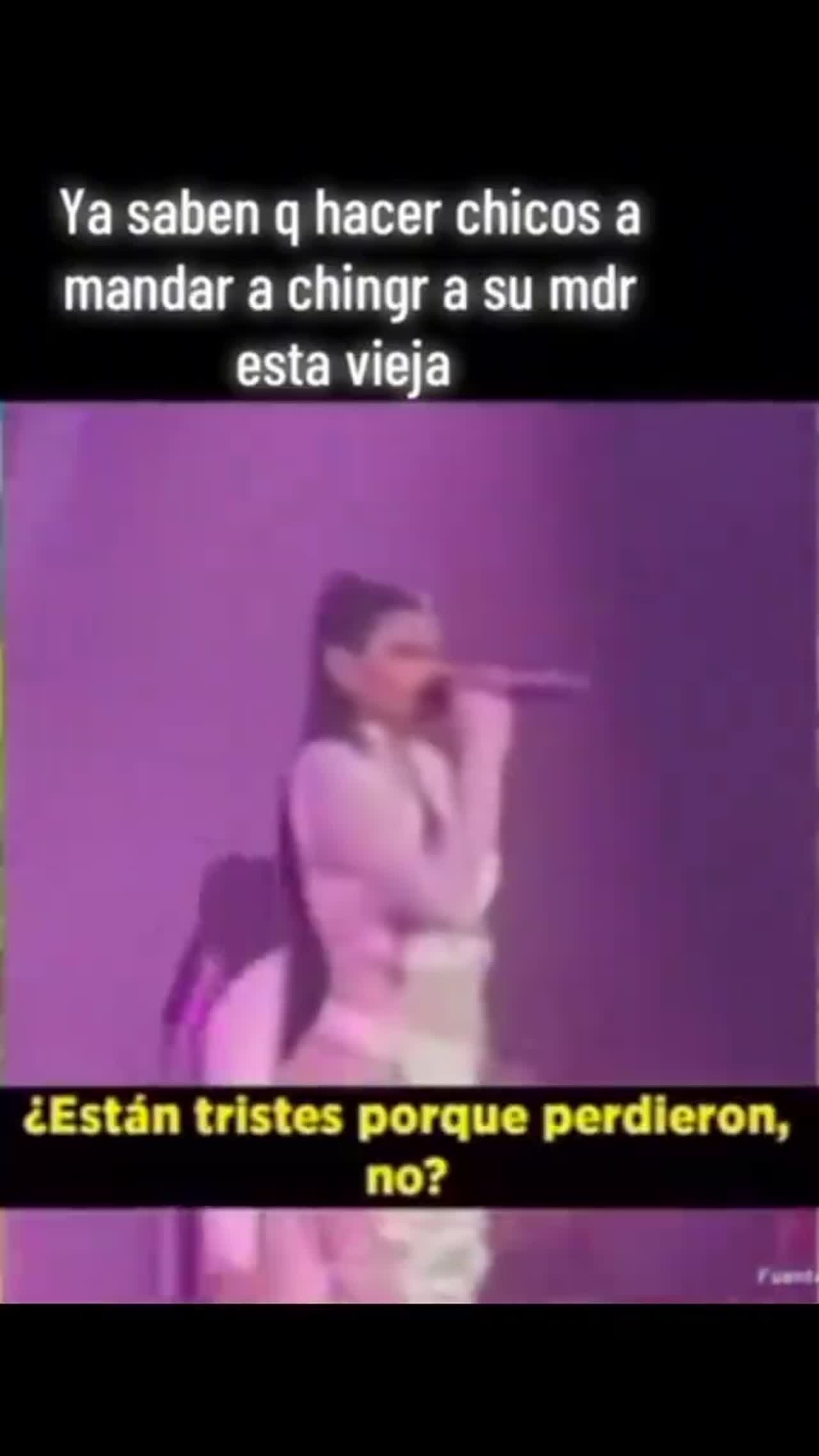 Funan a Cazzu, se burló de la eliminación de México en el Mundial en un concierto