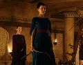 Anne Hathaway, en su brillante papel de Penélope, demuestra que la inteligencia es un arma tan letal como cualquier espada. ESPECIAL