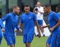 La ausencia de presión en este partido ha sido históricamente aprovechada por los delanteros para engrosar sus cuentas goleadoras y, en ocasiones, alzarse con la Bota de Oro, como podría suceder con Kylian Mbappé. EFE/A. Boal
