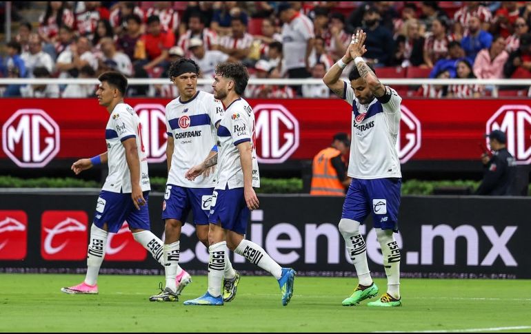Toluca puso fin a una racha de 14 partidos sin derrota de Chivas como local en el Estadio AKRON. EL INFORMADOR/ A. NAVARRO.
