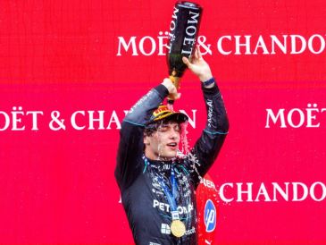 El piloto italiano Andrea Kimi Antonelli (Mercedes), el circuito de Spa-Francorchamps, el más largo del Mundial con 7.004 metros, donde se adjudicó su sexta victoria de la temporada. EFE/O. MATTHYS