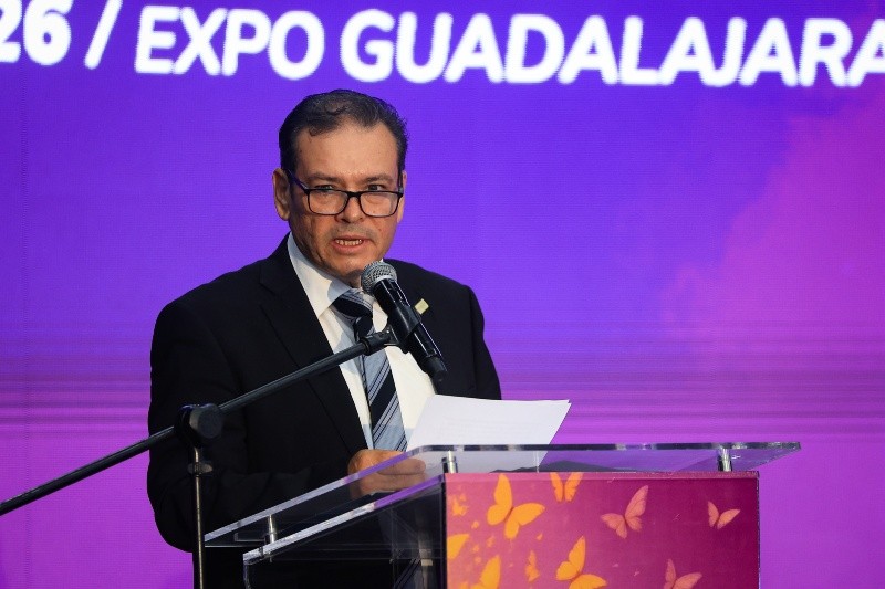 Jaime Pedroza Hernández, presidente de la Cámara Nacional de la Industria del Vestido (CANAIVE) Delegación Jalisco, advirtió que el sector enfrenta desafíos relacionados con la digitalización, la inteligencia artificial y la sostenibilidad. EL INFORMADOR / J. ACOSTA&nbsp;&nbsp;