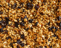 Aunque la granola no es un alimento perjudicial, siempre es mejor consumirla en bajas porciones. ESPECIAL/Canva