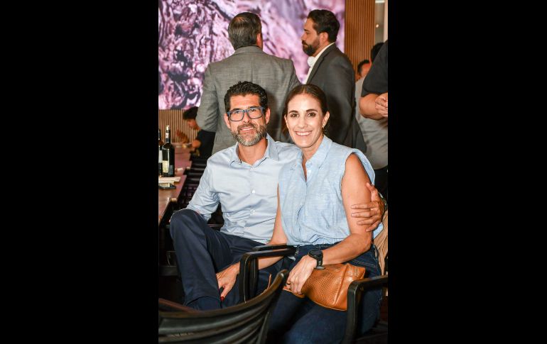 Rodrigo Chávez y Verónica Ramírez. GENTE BIEN JALISCO / Tierra D´Otto