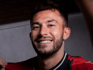 Milton Valenzuela destacó su adaptación al Atlas, la exigencia de la pretemporada y el apoyo recibido por parte de la afición rojinegra. X/ ATLAS.