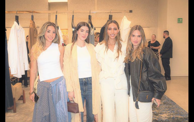 Danelly Villa, Mariela Padilla, Paula Sierra e Inés Figueroa. GENTE BIEN JALISCO / Revista del 24 de julio