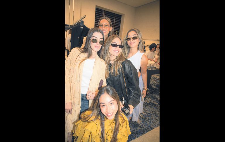 Paula Sierra, Danelly Villa, Mariela Padilla, Inés Figueroa y Valeria Parra.  GENTE BIEN JALISCO / Fashion Talks con Aldo Rendón