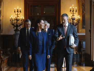 La Presidenta declaró que sostendría una reunión con el representante comercial de Estados Unidos donde evaluaría el avance de las negociaciones sobre la revisión del T-MEC. X / @Claudiashein