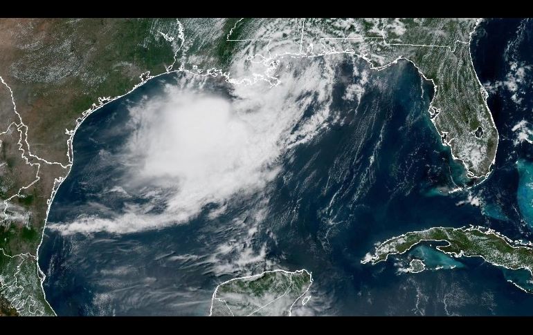 Protección Civil y el SMN alertan a Tamaulipas, Nuevo León y Coahuila por posibles inundaciones y vientos fuertes. EFE/NOAA-NHC