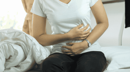 La ciclosporiasis es una infección del tracto intestinal. CANVA