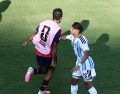 La FIFA no dio un calendario para ningún caso, y no está claro cuándo se aplicarían posibles sanciones a jugadores de Argentina. EFE / ARCHIVO