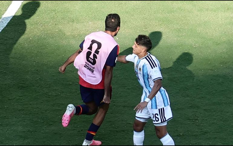 La FIFA no dio un calendario para ningún caso, y no está claro cuándo se aplicarían posibles sanciones a jugadores de Argentina. EFE / ARCHIVO