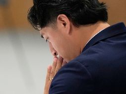 Ronaldo Salgado reflexiona durante un foro de supervisión en Houston sobre la muerte de su padre, Lorenzo Salgado Araujo. AP/A. Landis