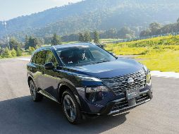 La Nissan X-Trail e-Power 2027 es un vehículo híbrido con una parrilla rediseñada. ESPECIAL