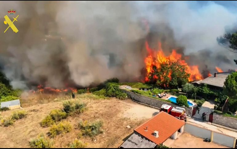 Ahora las localidades de Marcheprime y Cestas recibieron las alertas de evacuación debido al alto riesgo. EFE/Guardia Civil